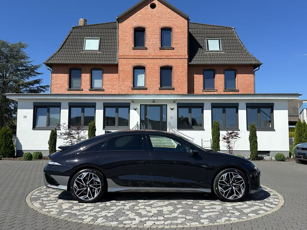 Hyundai IONIQ 6 UNIQ Vierwielaandrijving 4WD