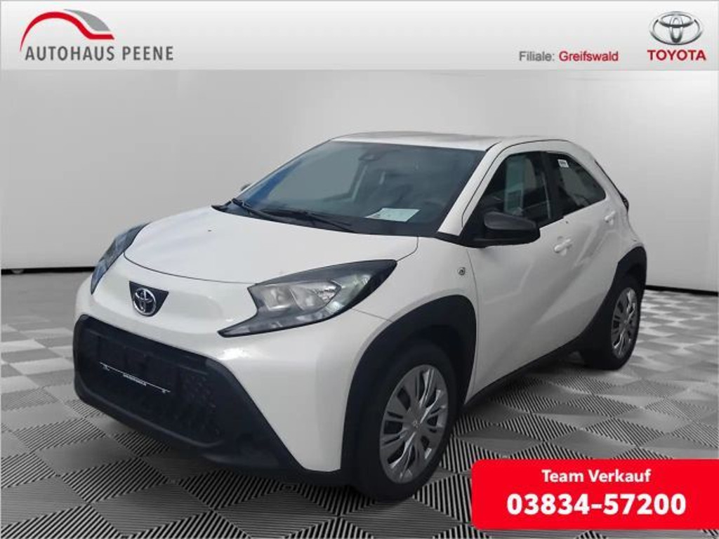 Toyota Aygo X Hatchback 1.0 VVT-i Play