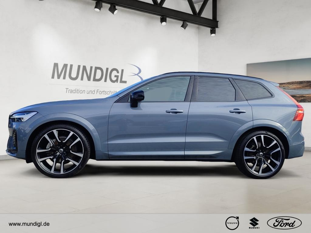 Volvo XC60 AWD Ultimate Dark