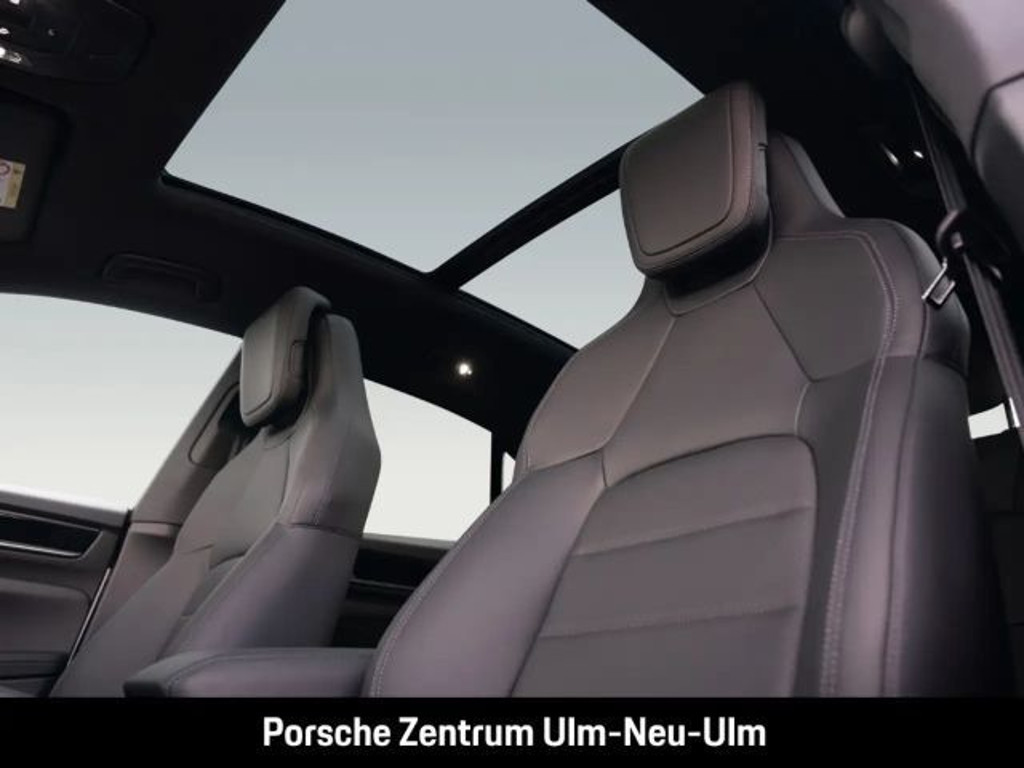 Porsche Macan Surround-View BOSE Luftfederung 21-Zoll