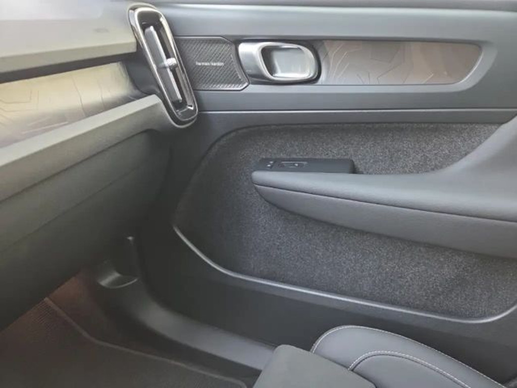 Volvo C40