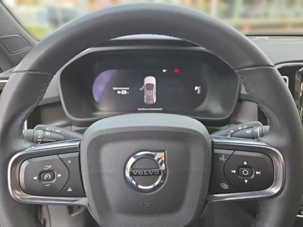 Volvo C40