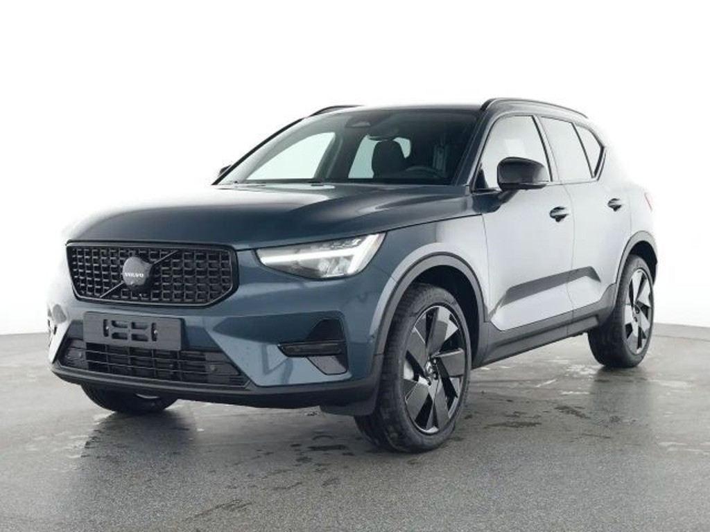 Volvo XC40 Plus