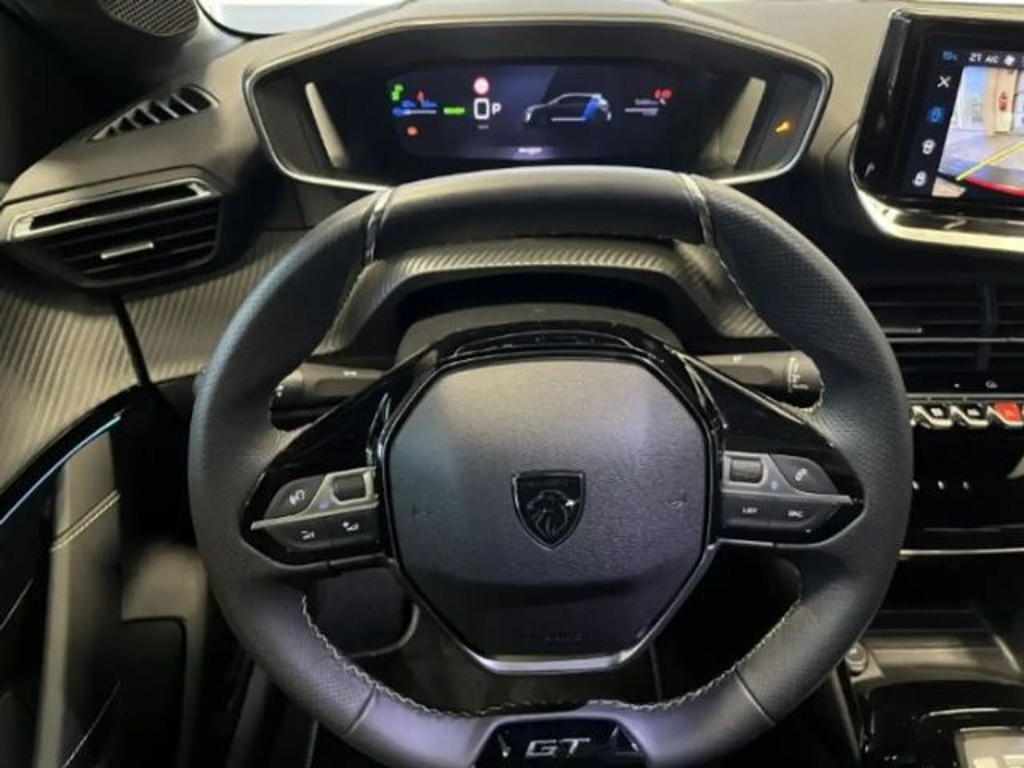 Peugeot e-208