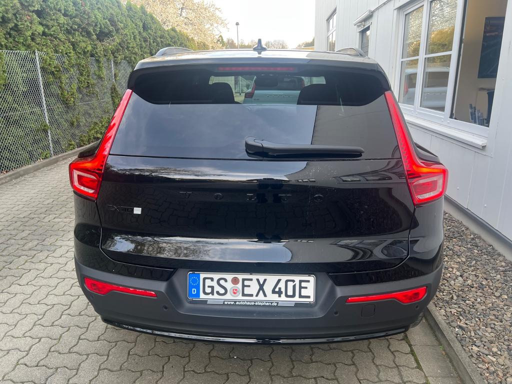 Volvo EX40