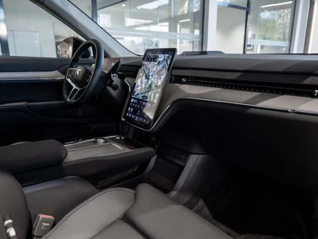 Volvo EX90