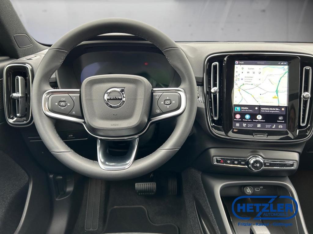 Volvo EX40
