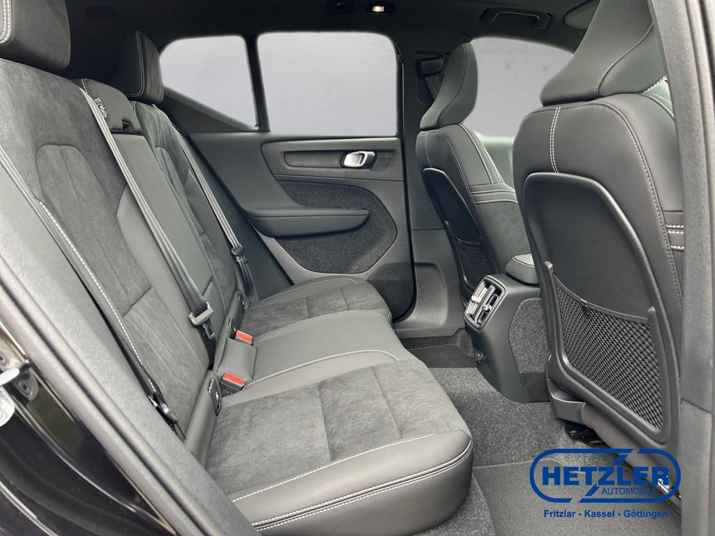 Volvo EX40