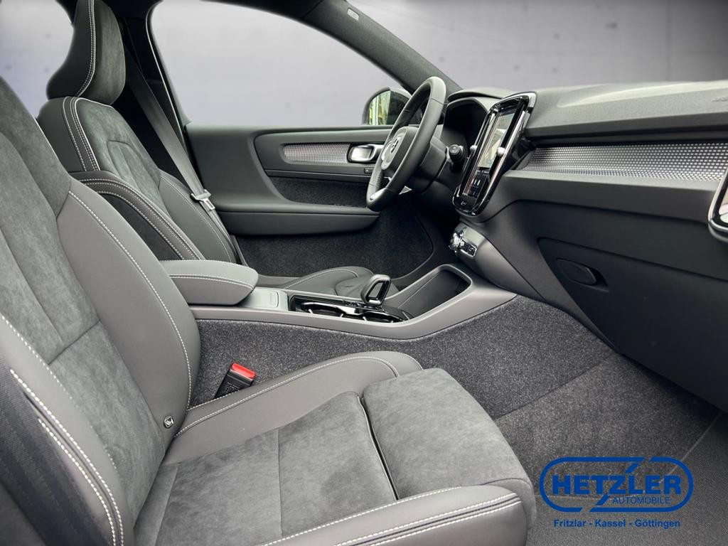 Volvo EX40