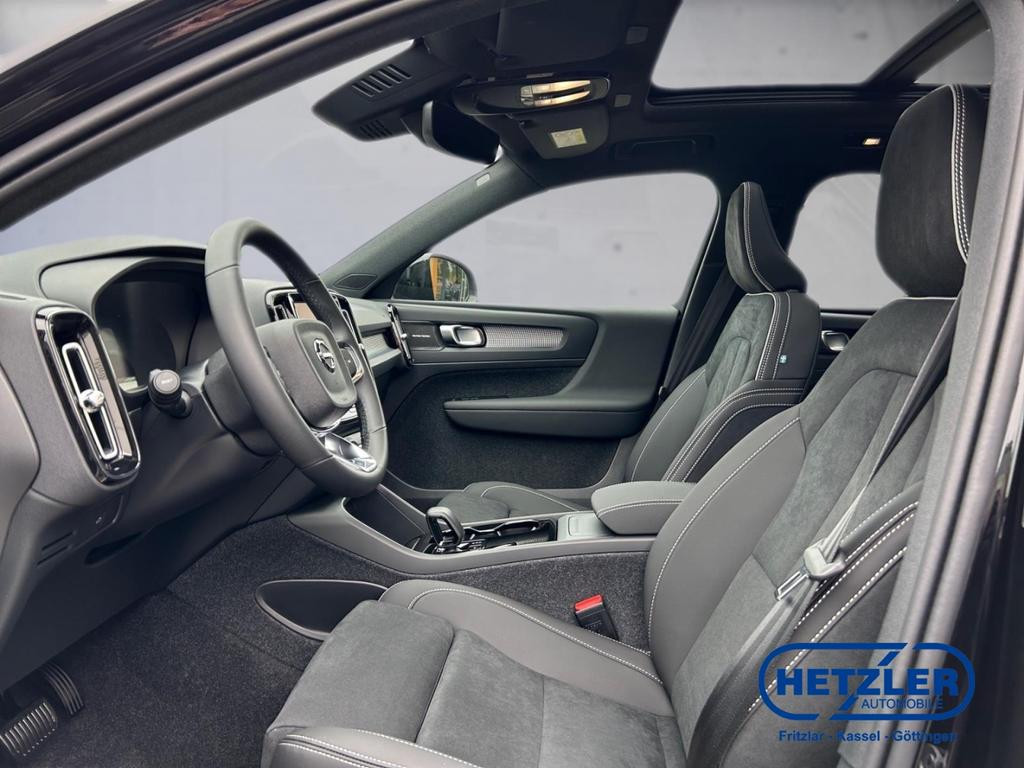 Volvo EX40