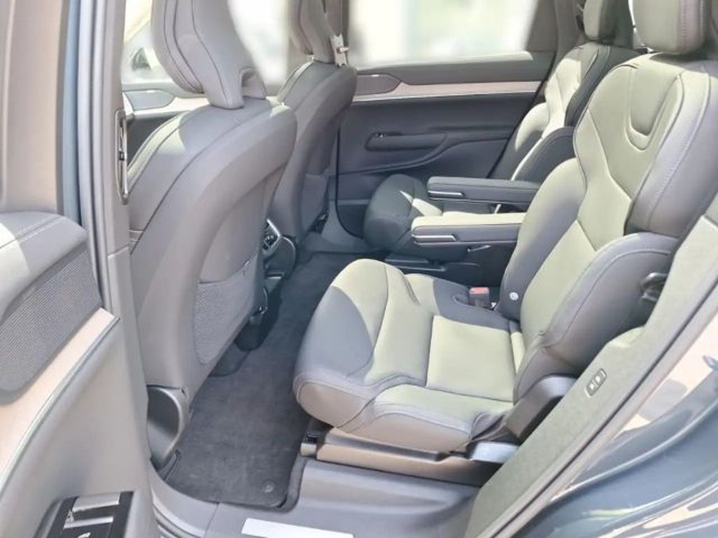 Volvo EX90