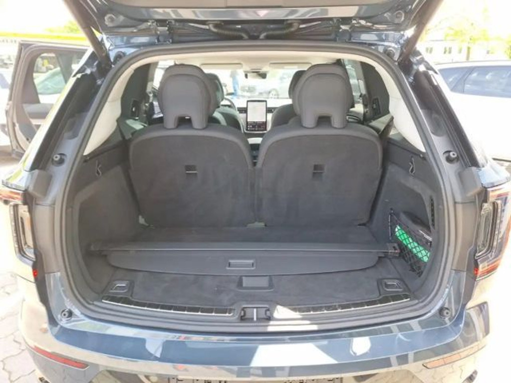 Volvo EX90