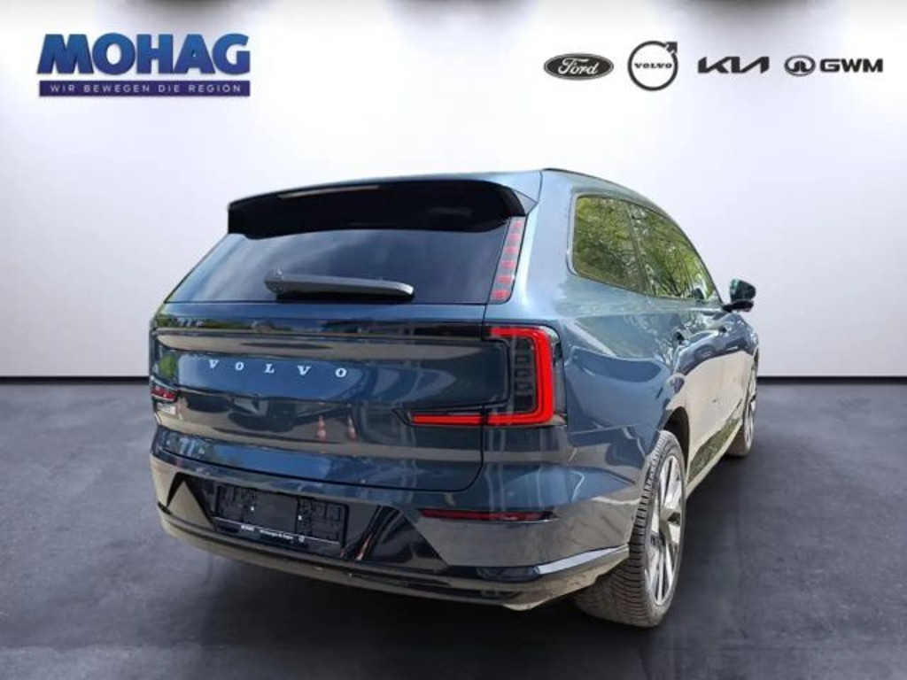 Volvo EX90