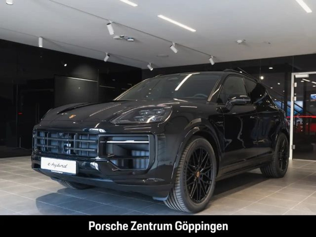 Porsche Cayenne E-Hybrid Black Edition
