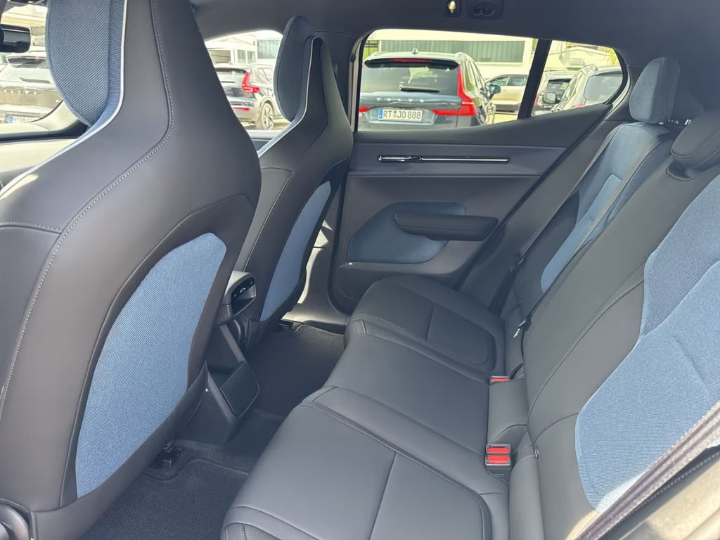 Volvo EX30