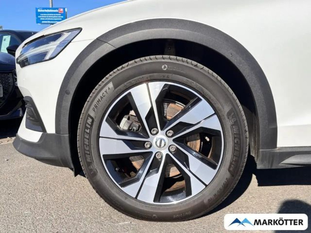 Volvo V60 Cross Country