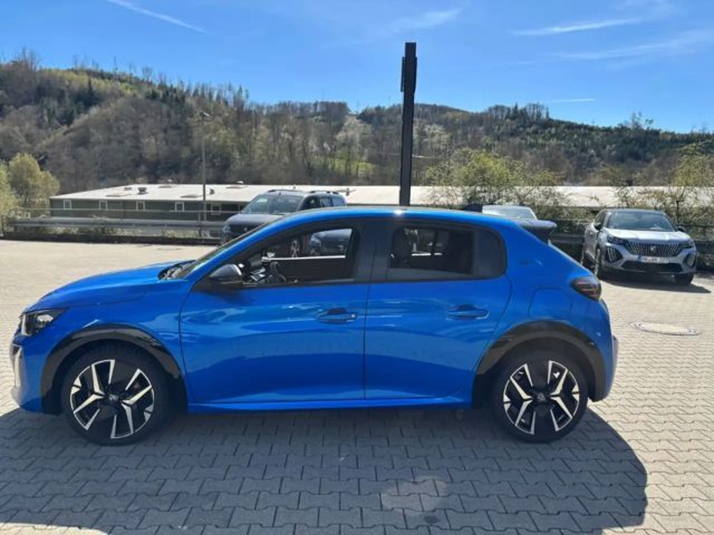 Peugeot e-208