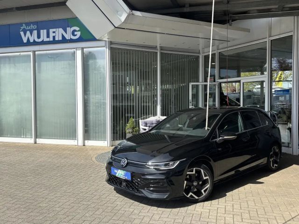 Volkswagen Golf R-Line 1.5 TSI