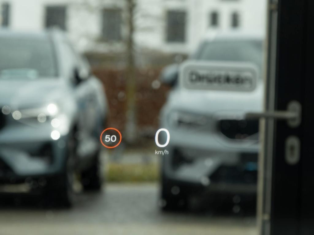 Volvo ES90
