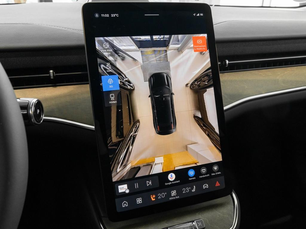 Volvo ES90