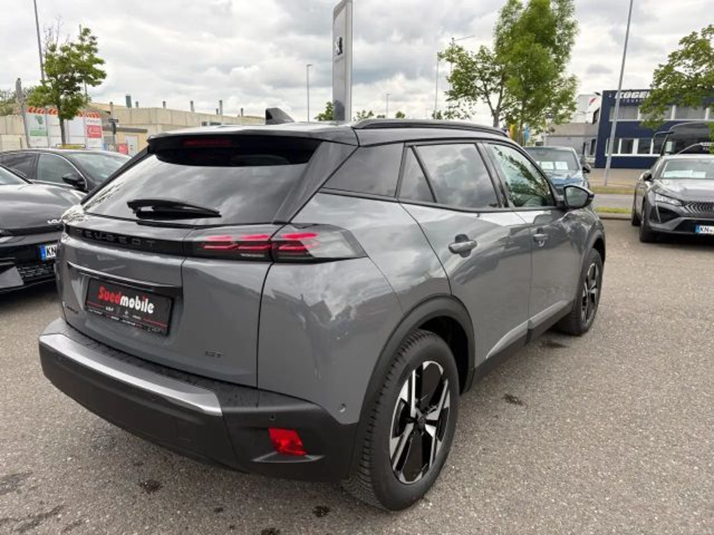 Peugeot e-2008