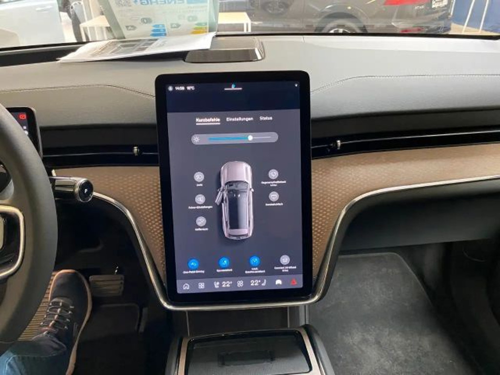 Volvo EX90