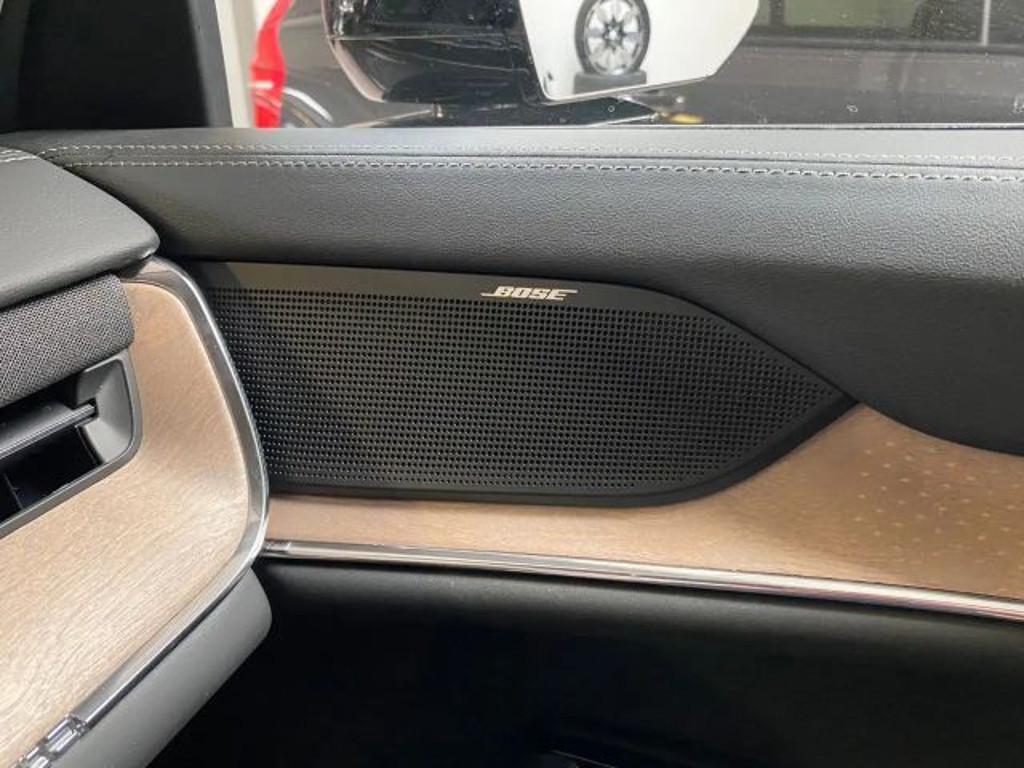 Volvo EX90
