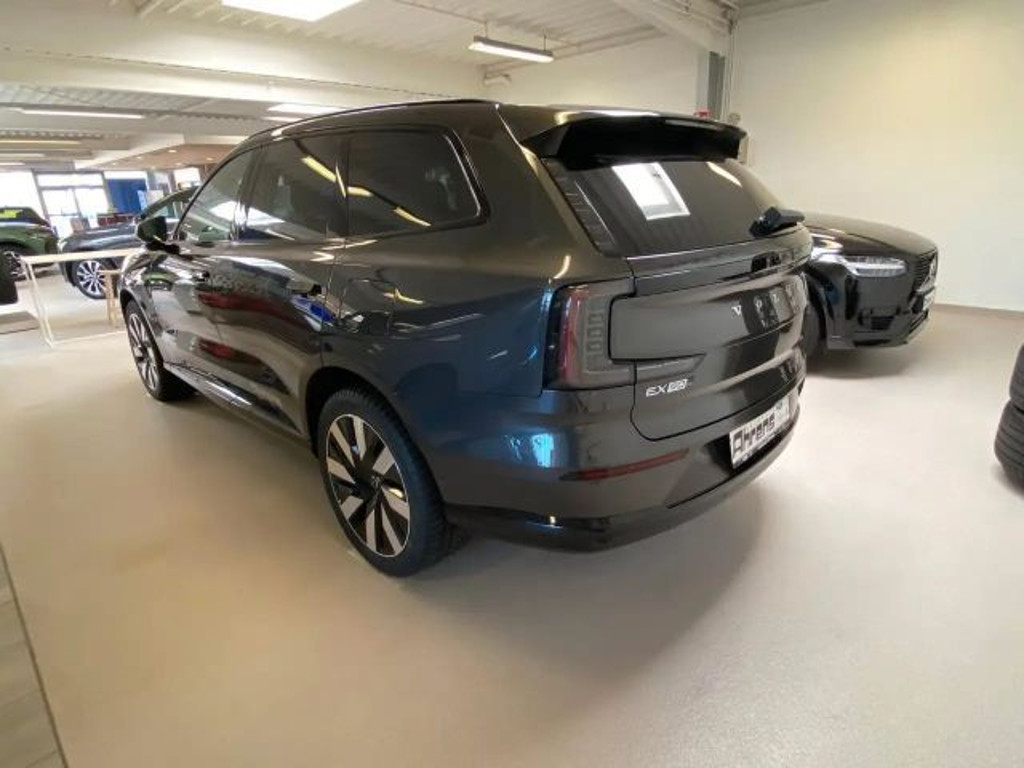 Volvo EX90