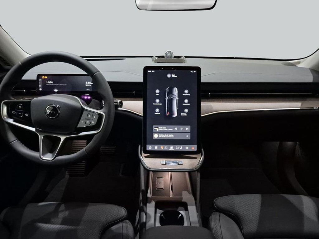 Volvo ES90