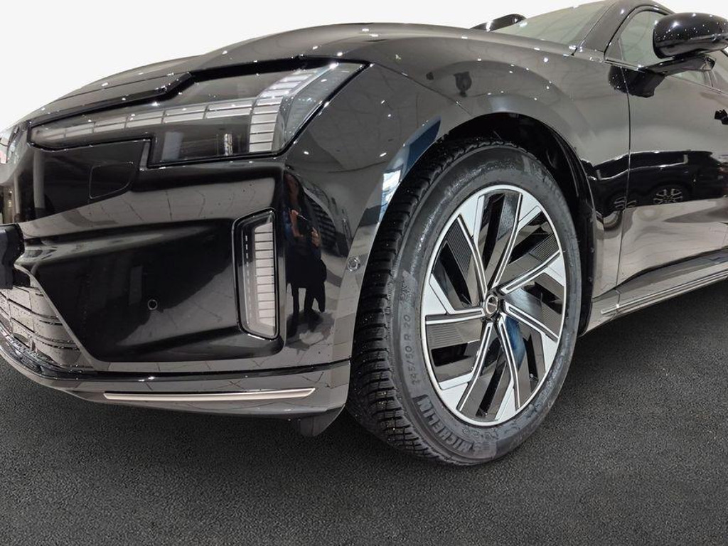 Volvo ES90