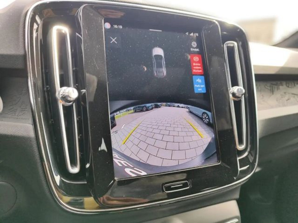 Volvo C40