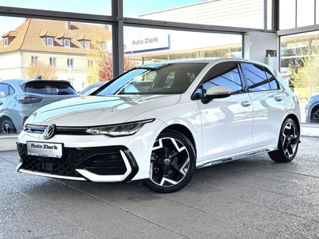Volkswagen Golf R-Line 1.5 TSI Golf VIII
