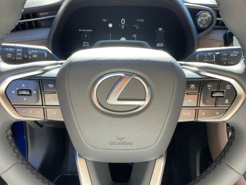 Lexus LBX