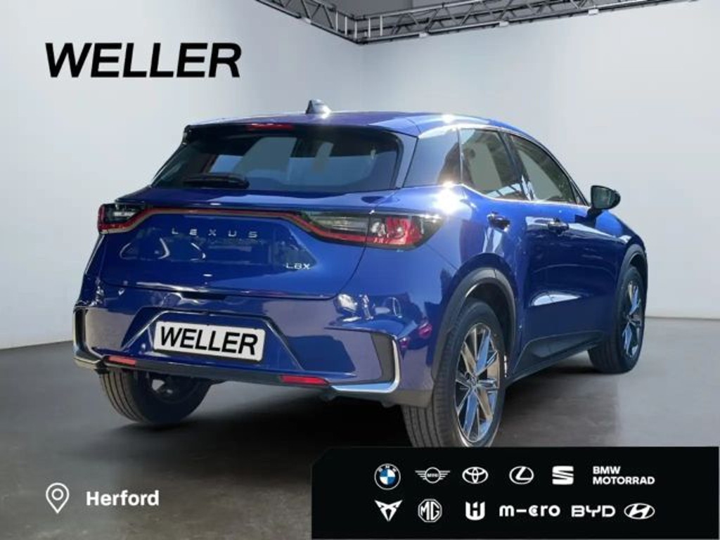 Lexus LBX