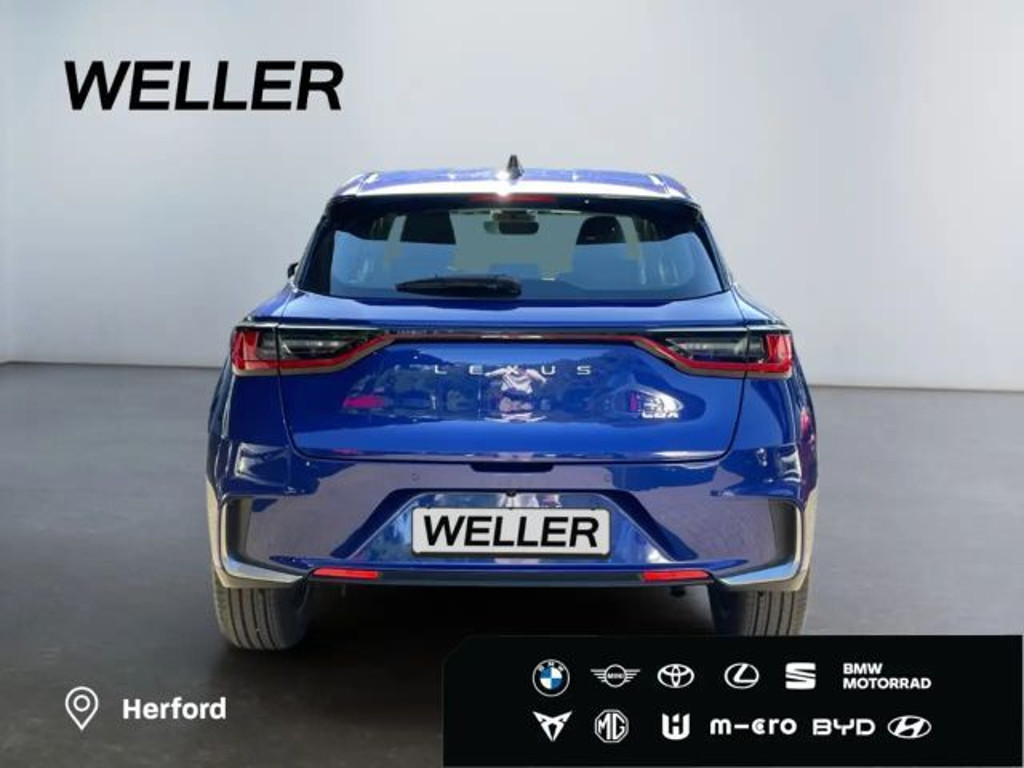 Lexus LBX
