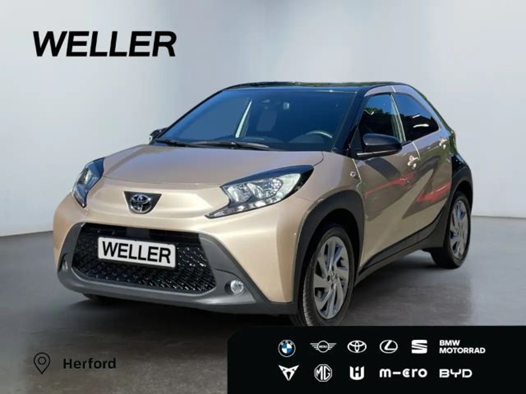 Toyota Aygo X Bi-Tone Hatchback Pulse