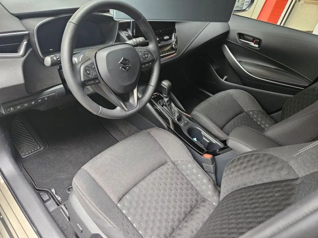 Suzuki Swace