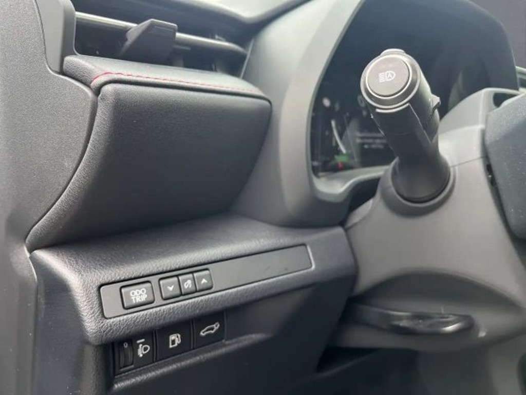 Lexus LBX