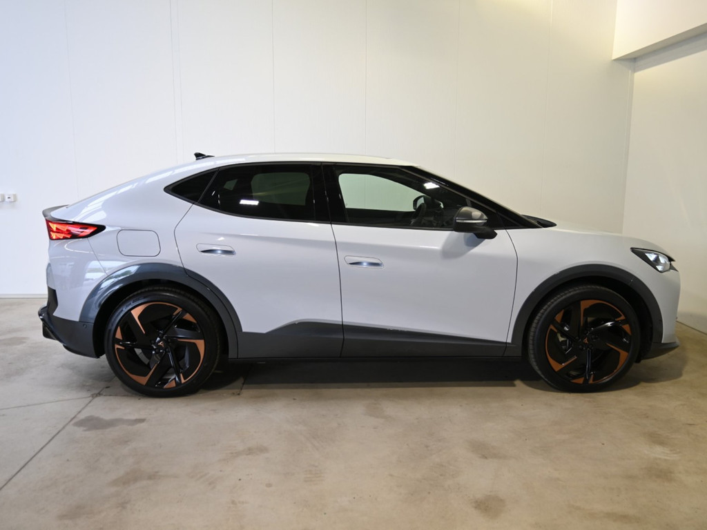 Cupra Tavascan