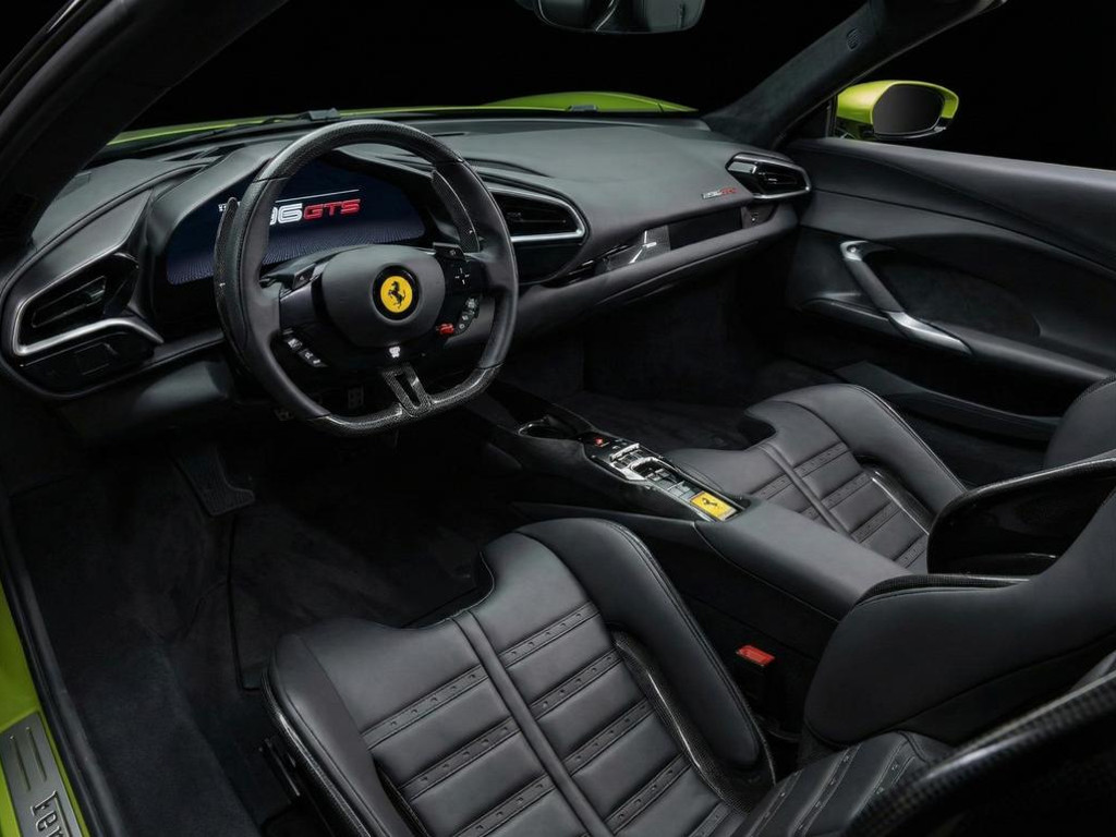 Ferrari 296 GTS