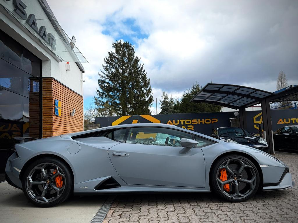 Lamborghini Huracan
