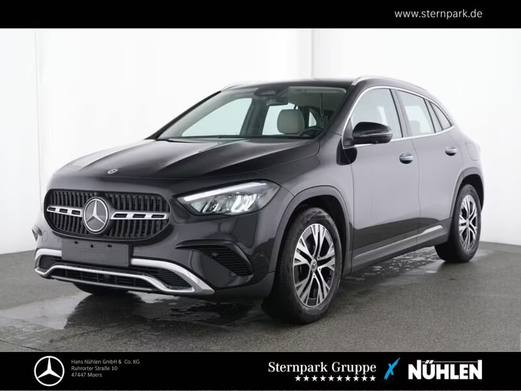Mercedes-Benz GLA-Klasse GLA 180 Burmester+Distronic+360°+TotwinkelNavi