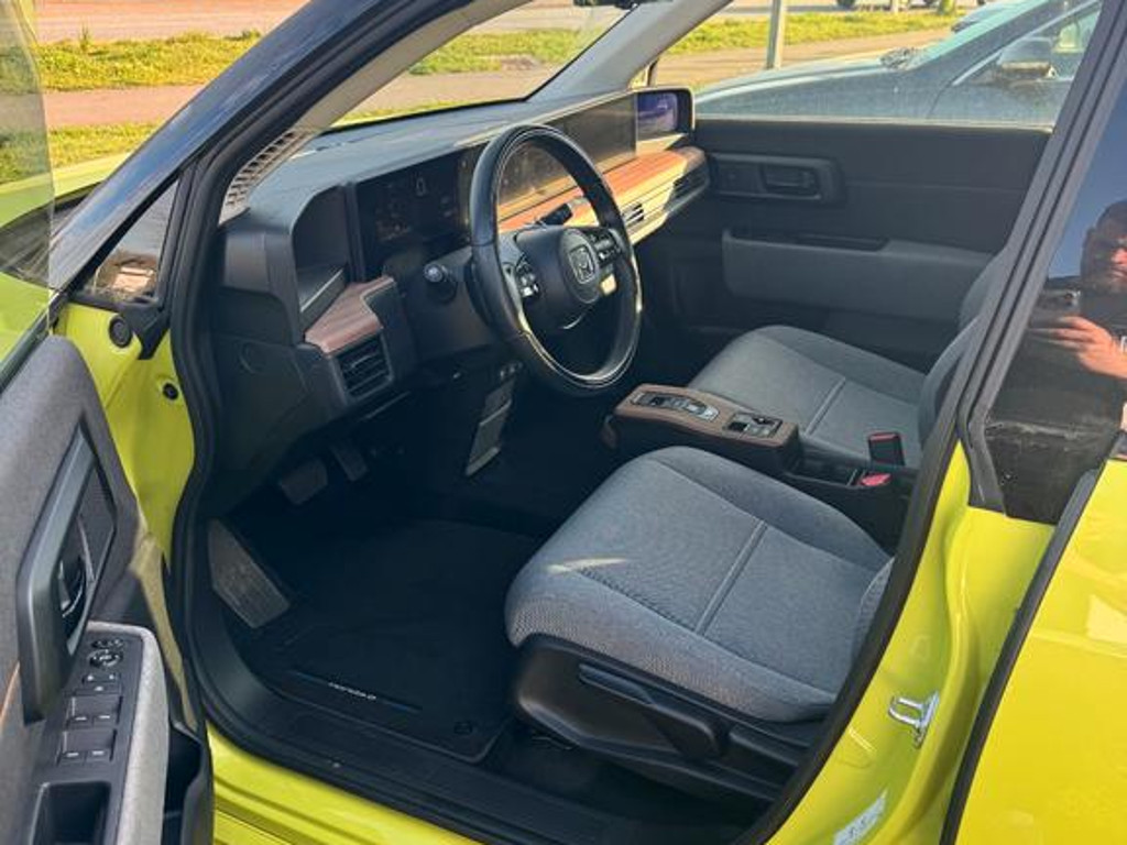 Honda e