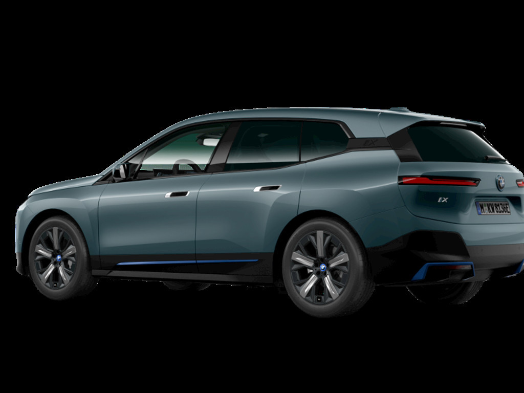BMW iX