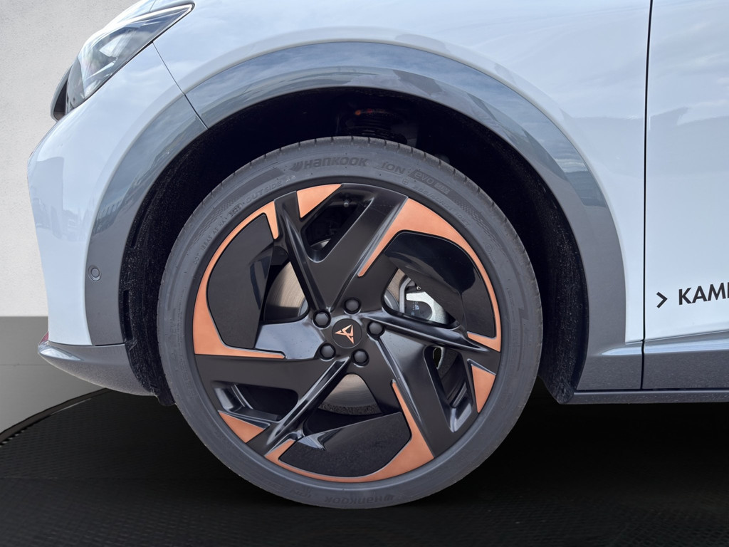 Cupra Tavascan