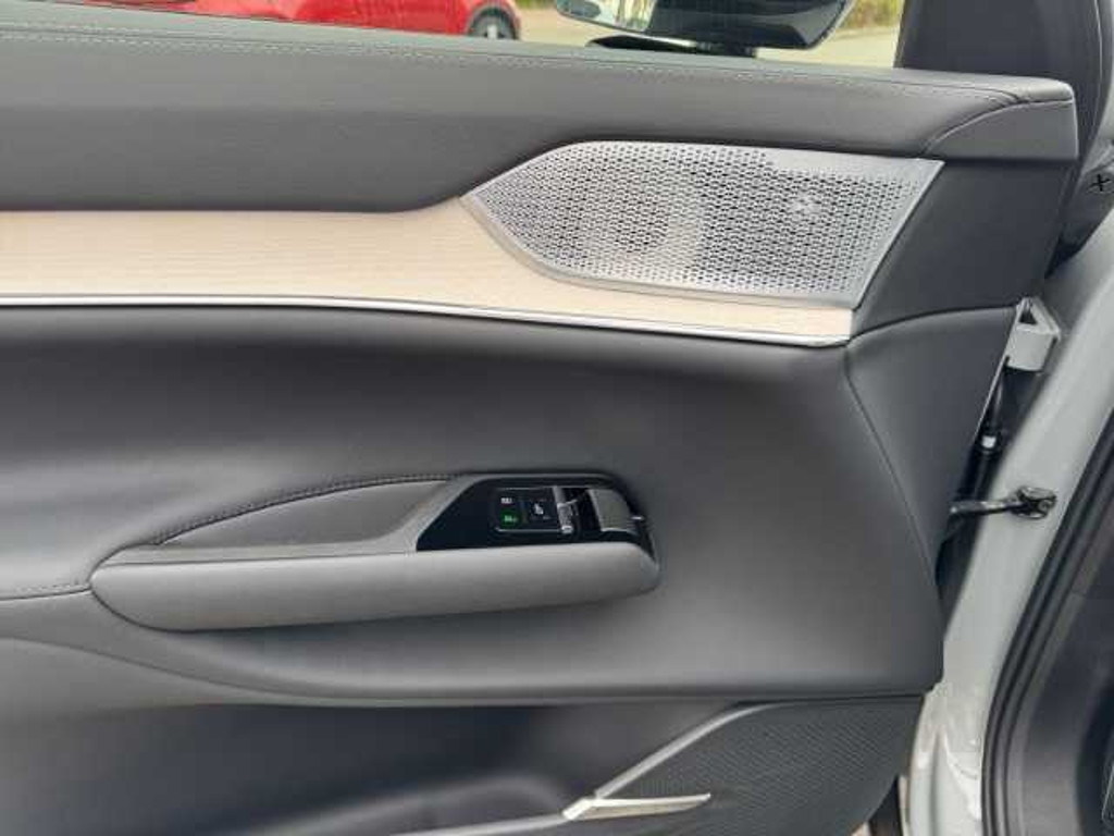 Volvo EX90