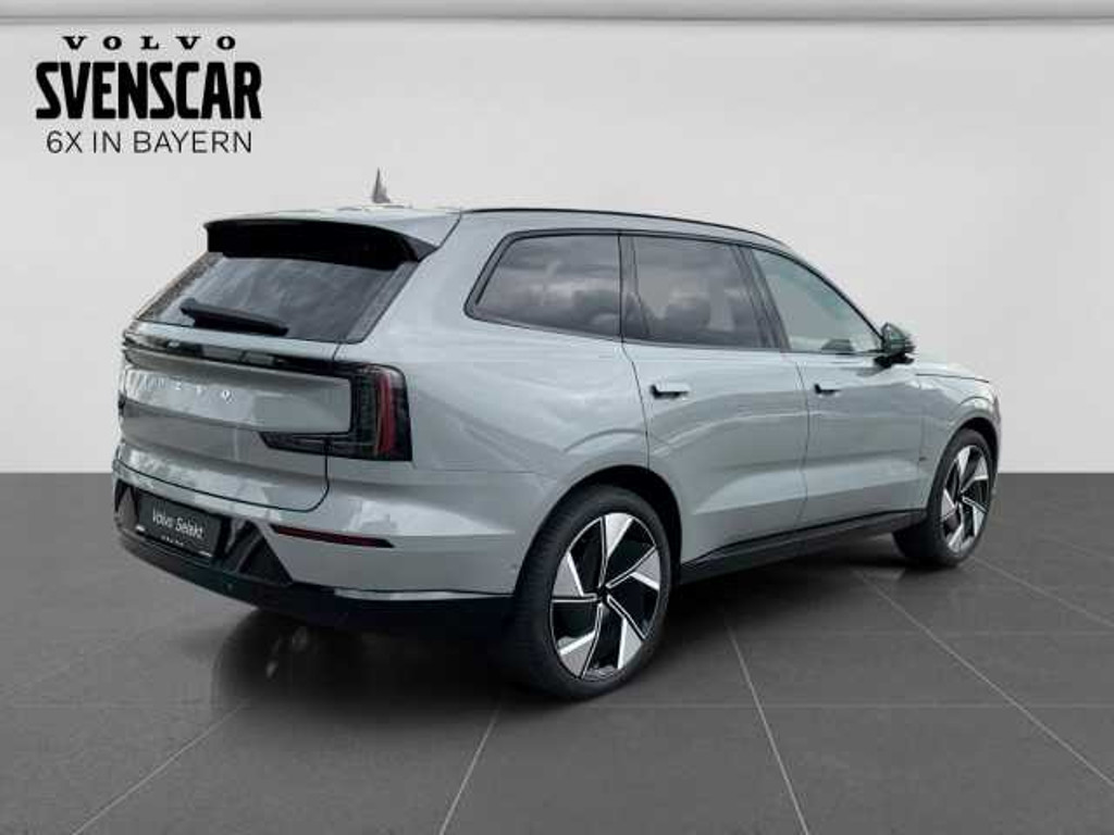 Volvo EX90