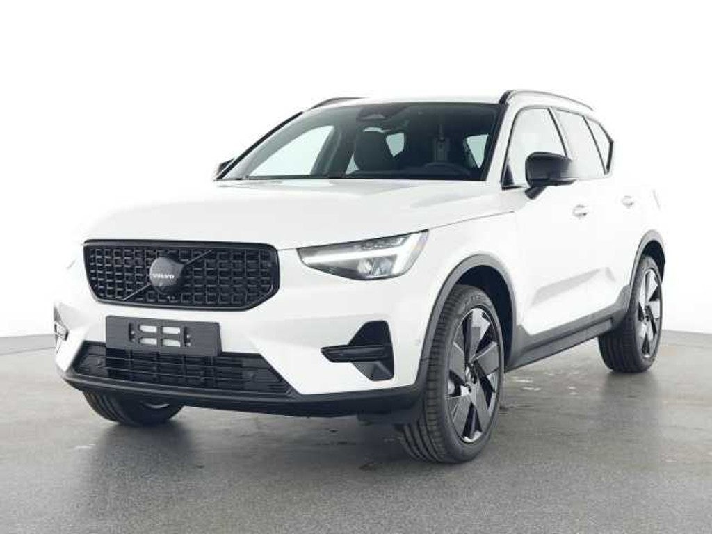 Volvo XC40 Plus