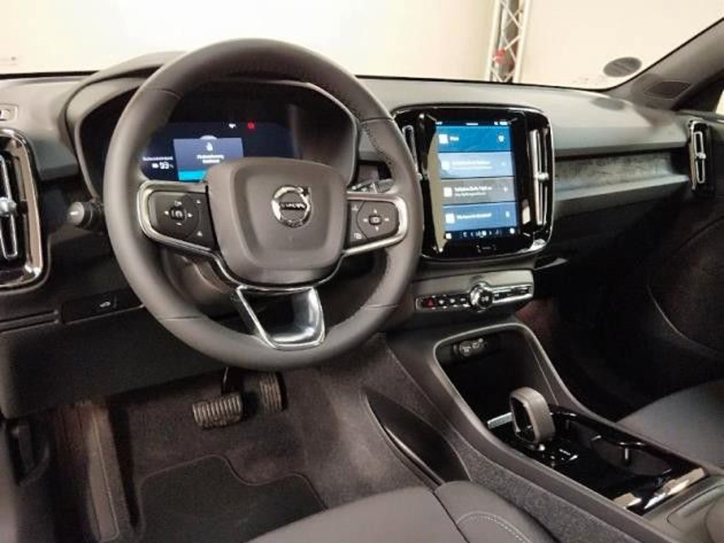 Volvo C40