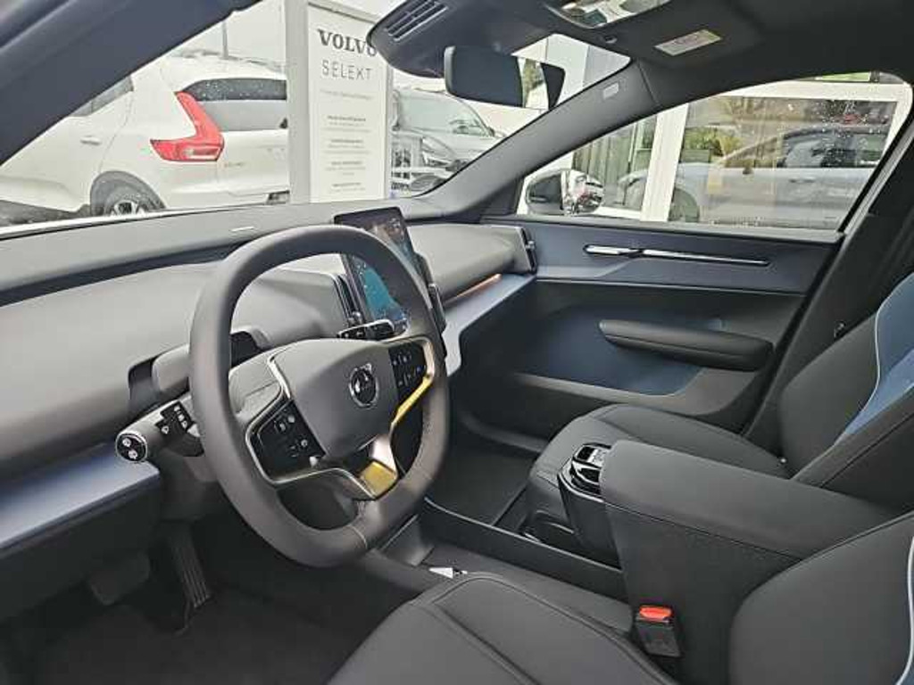 Volvo EX30
